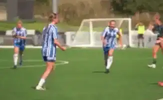 16-летняя звезда футбола Скай Стаут столкнулась с травлей после контракта