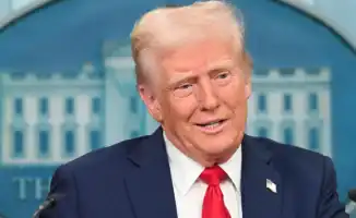 Белый дом опроверг слухи о смерти Трампа: президент жив и здоров