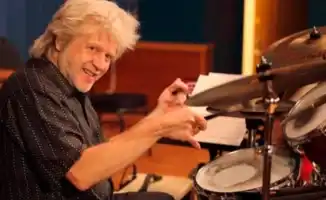 Звучание ABBA затихло: ушел барабанщик Роджер Палм