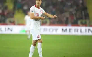 Футбольные матчи прерываются из-за здоровья фанатов: необходимость внимания к безопасности на стадионах