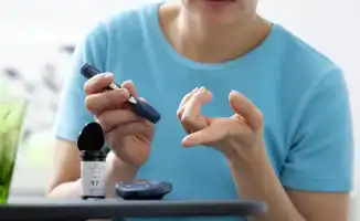 Ночная жизнь 'сов': риск диабета выше на 46%, как тень за окном