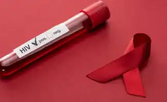 Вакцина против ВИЧ: почти стопроцентная эффективность испытаний