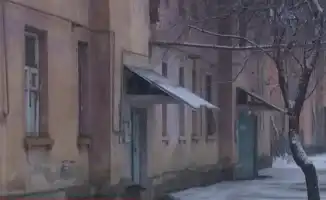 Мать новорожденной девочки задержана в Алматы, найденной в подъезде