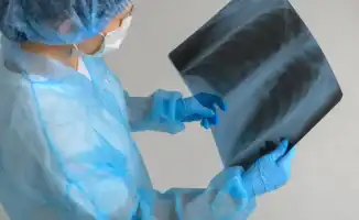 Депутат Бейсенбаев раскритиковал медстрахование для курильщиков