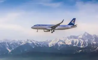 Казахстанские медсестры спасли жизнь пассажиру международного рейса из Алматы в Казань