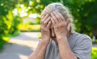 Как распознать болезнь Альцгеймера: симптомы, фильмы и медиа-отражение