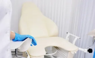 В Казахстане обсуждают привлечение акушеров-гинекологов для школьных осмотров