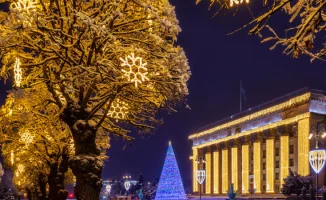 Новый год 2026: как праздничные выходные повлияют на казахстанскую экономику и туристическую сферу