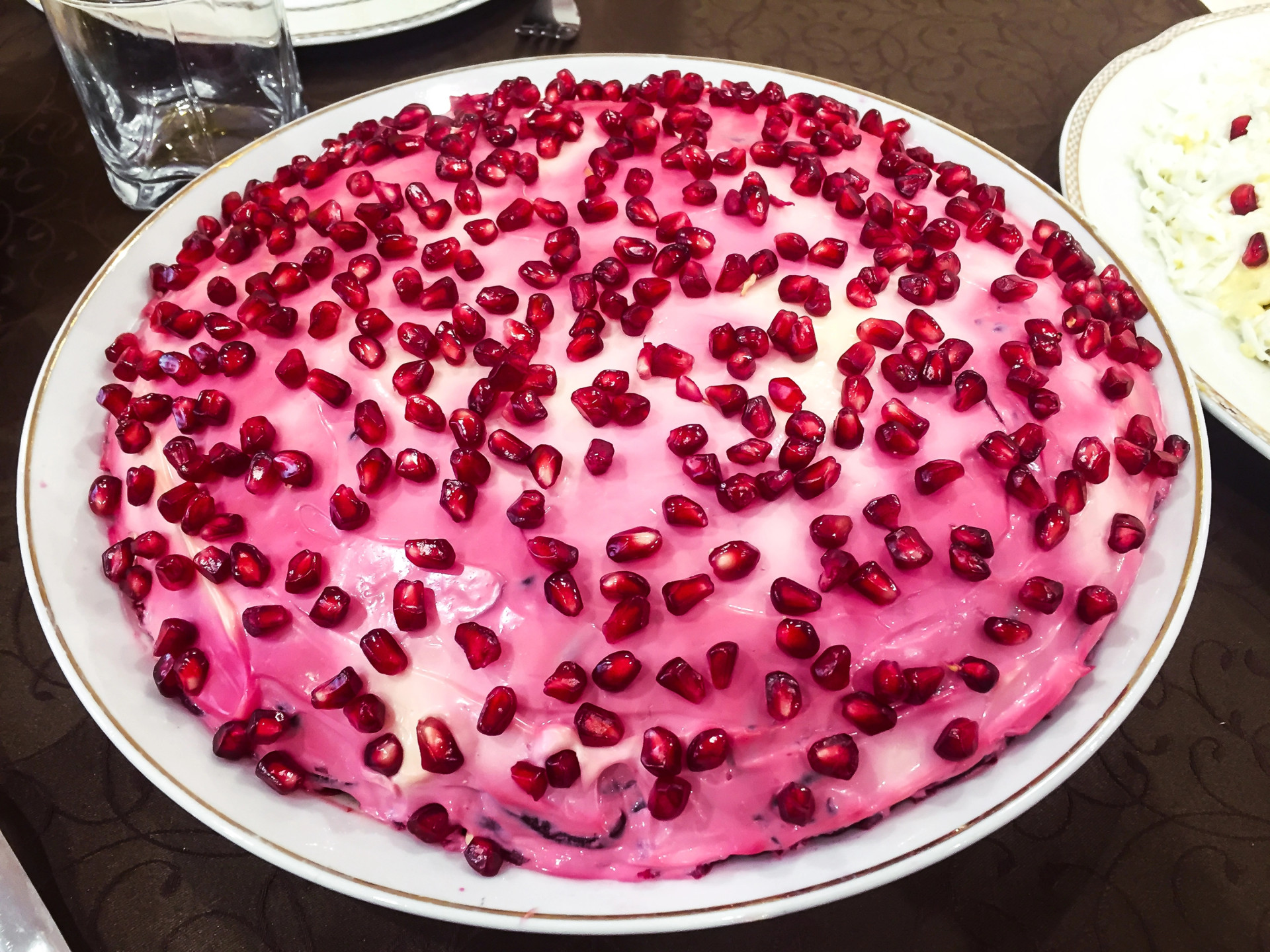 Салат 'гранатовый браслет' с говядиной рецепт