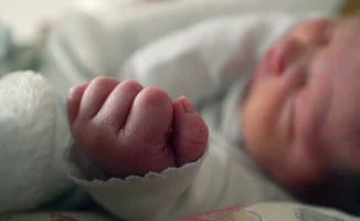 “Боролись за жизнь 75 дней“. В Шымкенте выходили младенца весом 705 граммов