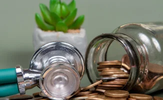 Министерство здравоохранения берет под контроль ФСМС: возможные риски для системы медстрахования