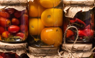 Солёные огурцы: как не стать жертвой ботулизма?