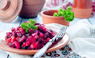 Винегрет: секреты идеального салата для зимних праздников