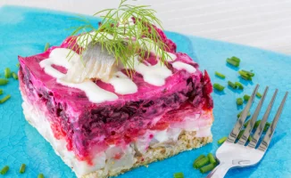 К Новому году казахстанцам придется потратиться на любимую 'Сельдь под шубой'