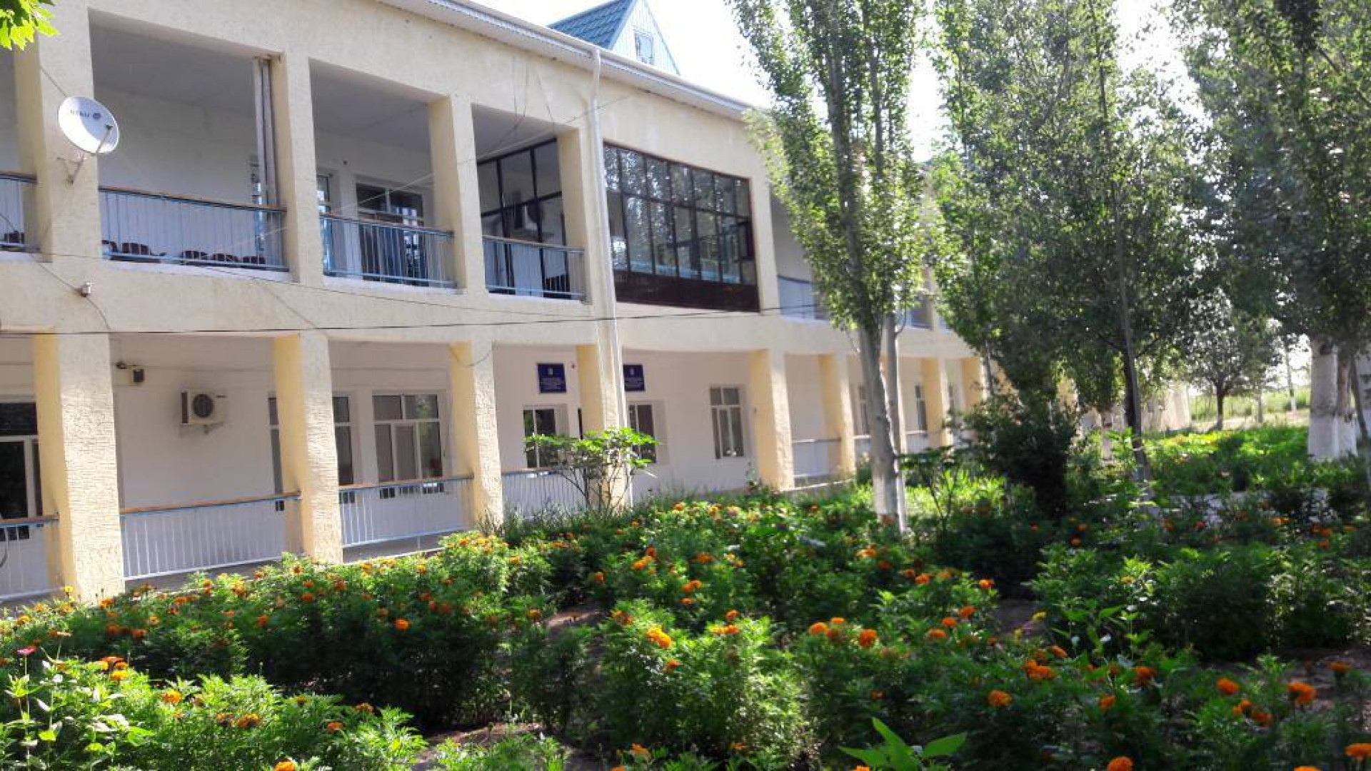 Здание Казахского республиканского лепрозория в Кызылординской области.