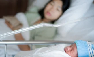 Потеря половины декретных: регулярность пособия важна