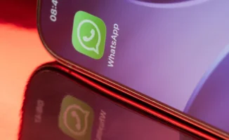 WhatsApp начнет предупреждать пользователей о мошенниках